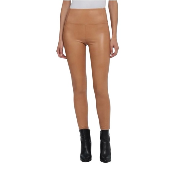 Avec Les Filles Pants - Avec Les Filles Faux Leather Leggings Size Large Biscotti Style 80156